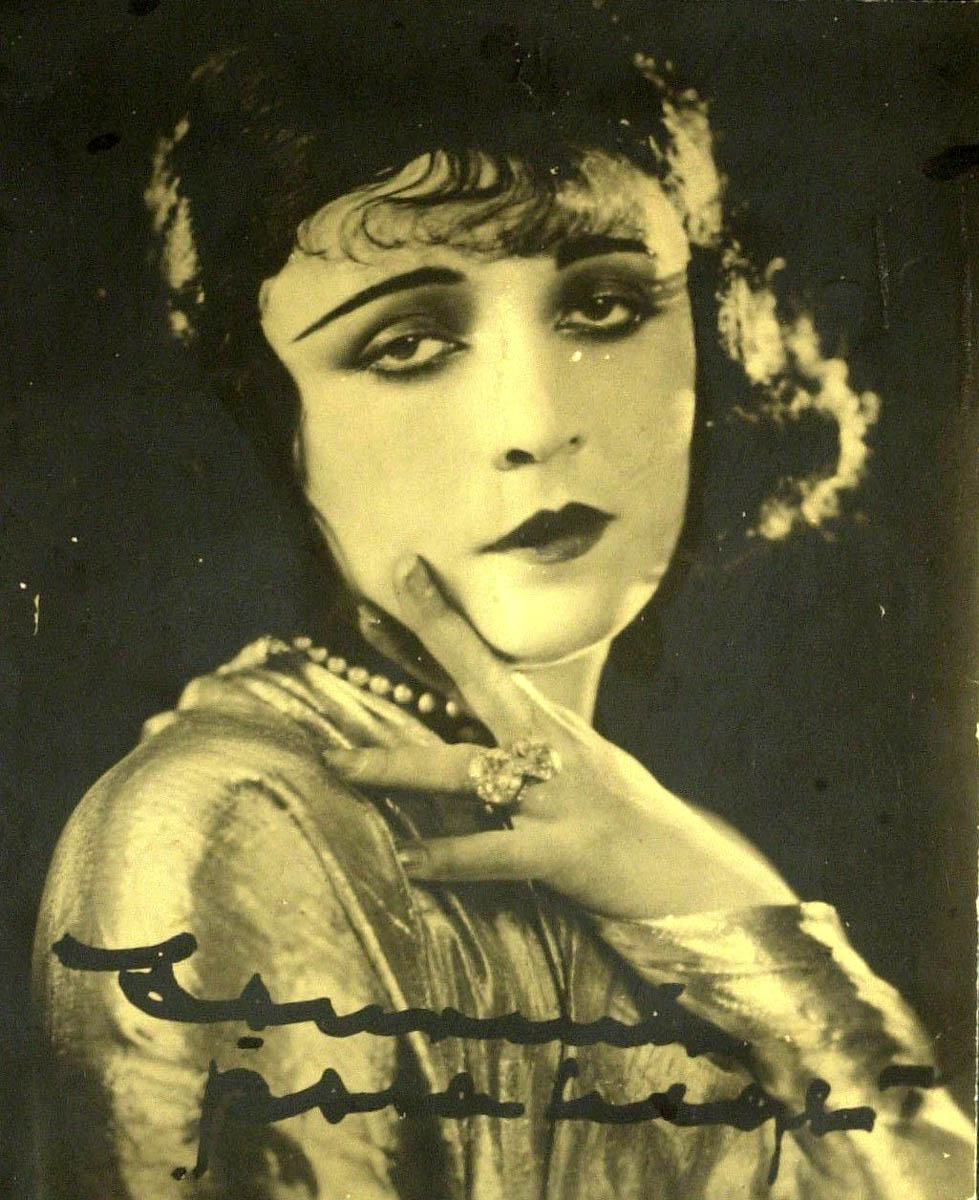 Pola Negri